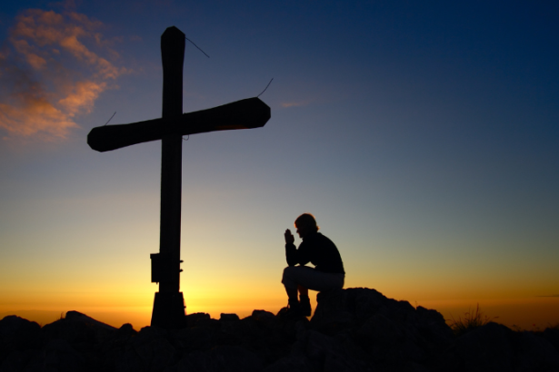 Jose Eduardo De Oliveira e Silva mostra como a oração dos salmos transforma a vida diária com palavras antigas sempre atuais.