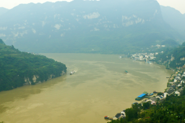 EBS - Empresa Brasileira de Saneamento LTDA mostra como o saneamento sustentável ajuda a reduzir emissões e preservar o meio ambiente.