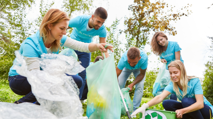 Como a separação adequada entre resíduos comuns e hospitalares impacta saúde, meio ambiente e legislação — abordagem técnica da Versa Engenharia Ambiental Ltda.
