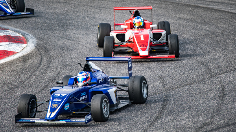 Para Diego Borges, endurance racing é a prova de que planejamento, confiabilidade mecânica e preparo físico sustentam resultados ao longo do tempo.