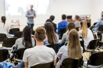 Investimento de R$ 40 Milhões em Feiras e Mostras de Ciência em 2026: Potencial Transformador para a Educação Científica no Brasil